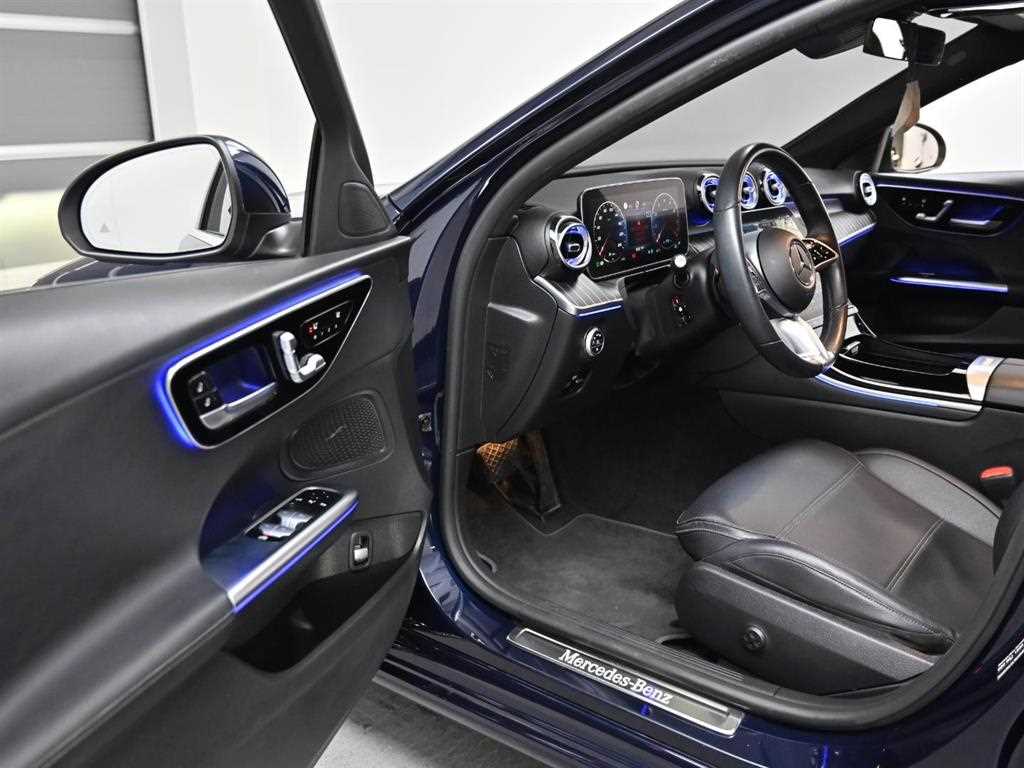 Mercedes Benz C Class - Vista 11