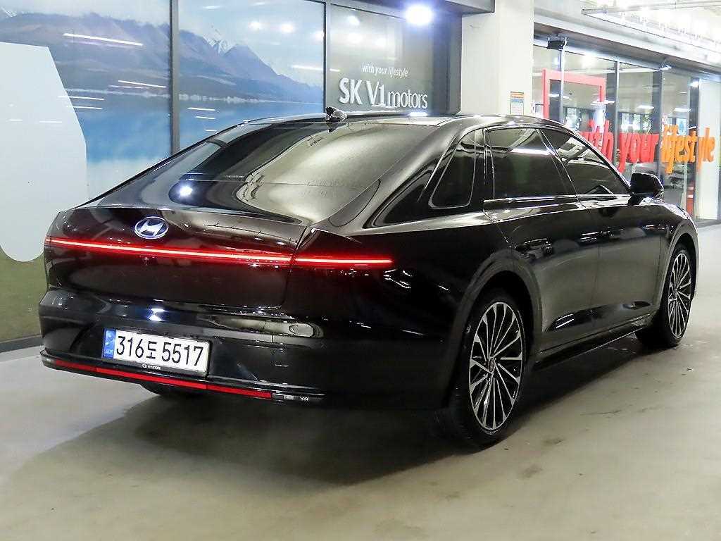 HYUNDAI Grandeur - Vista 5