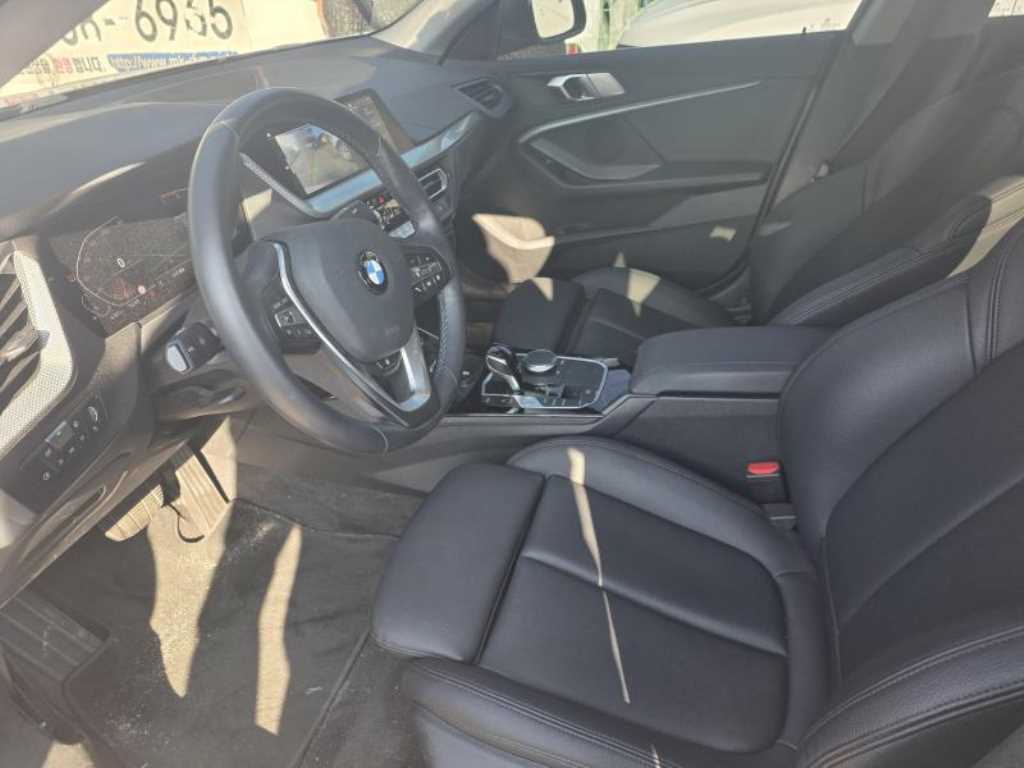 BMW 2 series - Vista 4