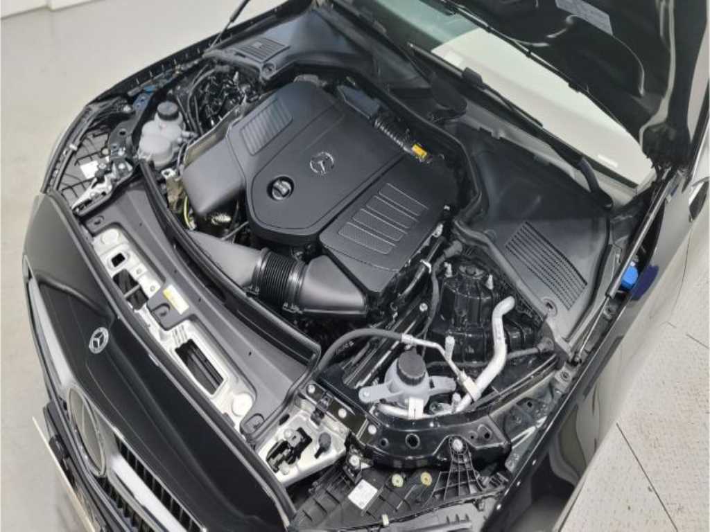 Mercedes Benz C Class - Vista 7