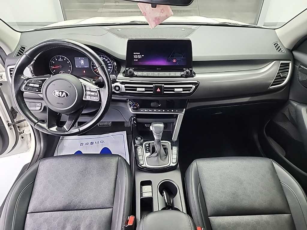 KIA Seltos - Vista 7