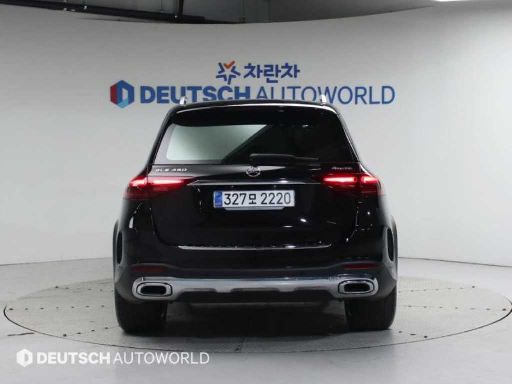 Mercedes Benz GLE Class - Vista 4