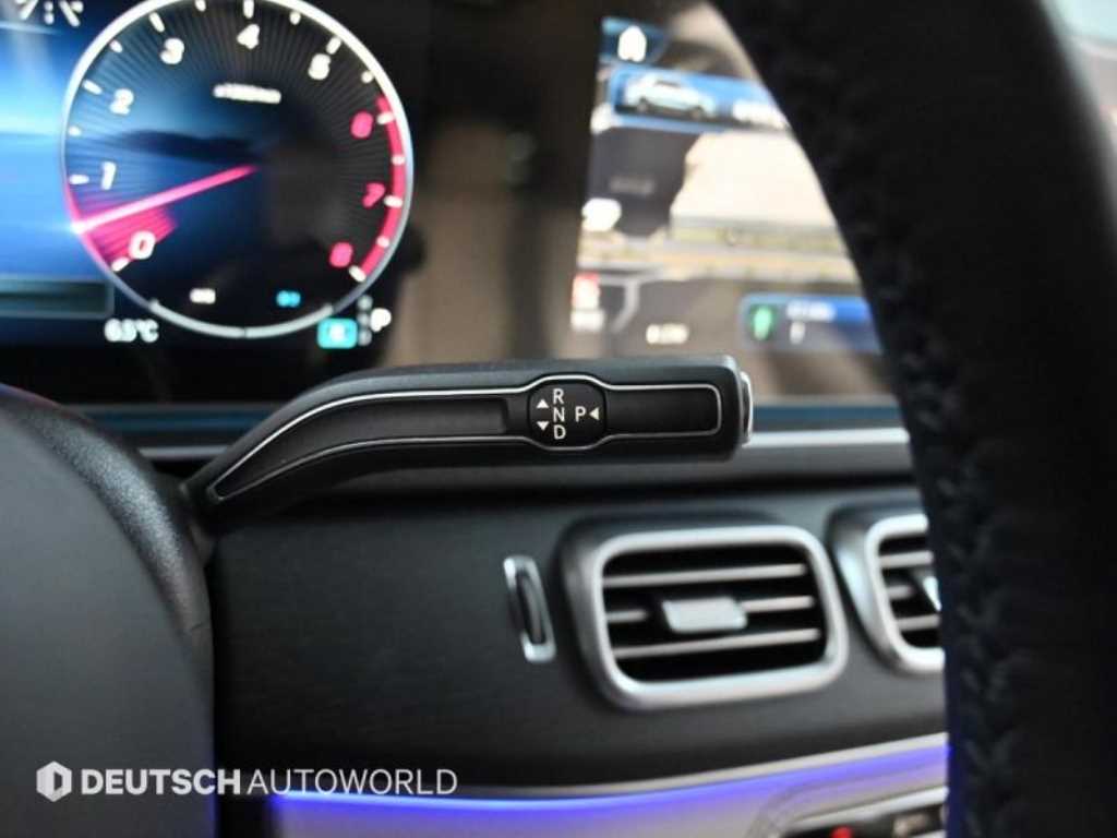 Mercedes Benz GLE Class - Vista 9