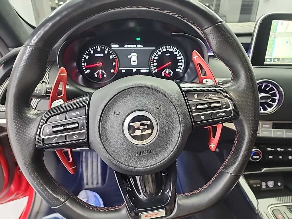 KIA Stinger - Vista 9