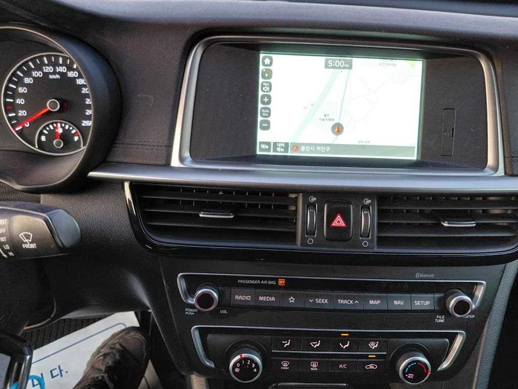 KIA K5 2019 Negro - Importación desde Corea - HF Imports Iquique - Foto 13