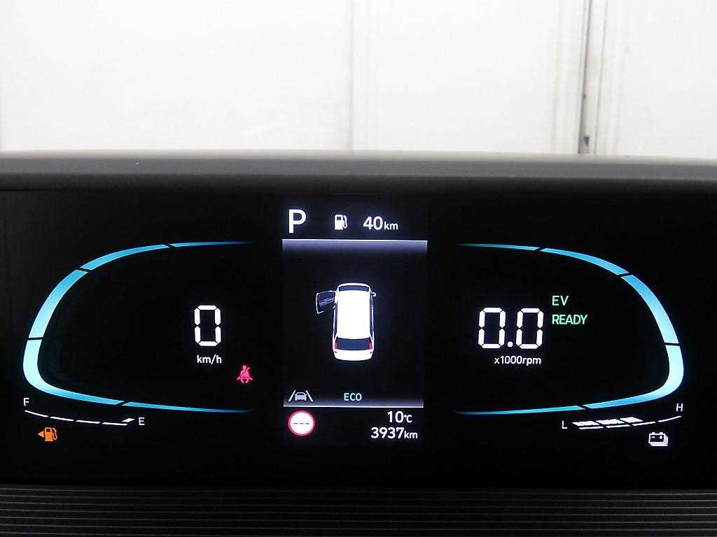 HYUNDAI Staria 2025 Gris - Importación desde Corea - HF Imports Iquique - Foto 13