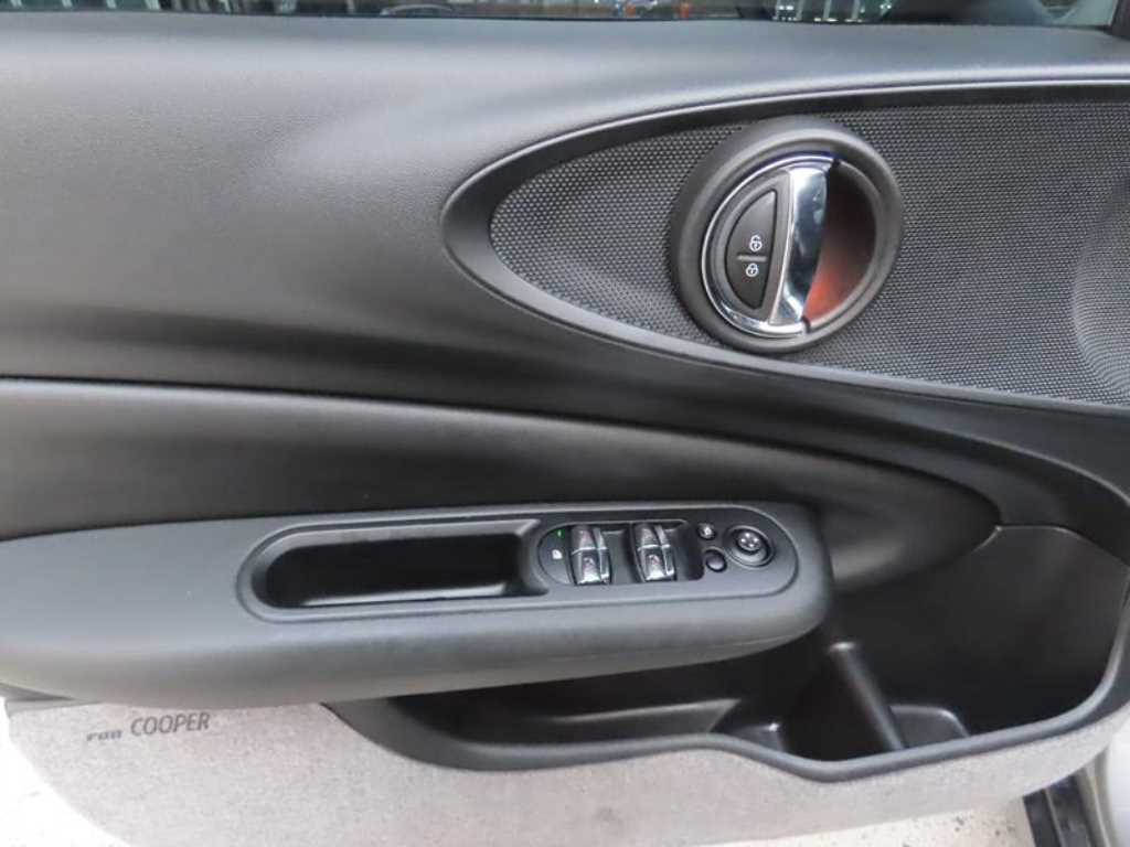 Mini Clubman - Vista 7