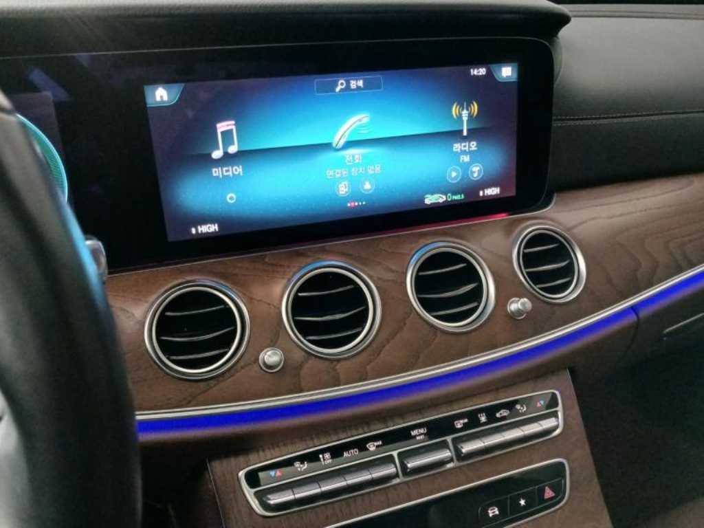 Mercedes Benz E class 2021 Blanco - Importación desde Corea - HF Imports Iquique - Foto 13