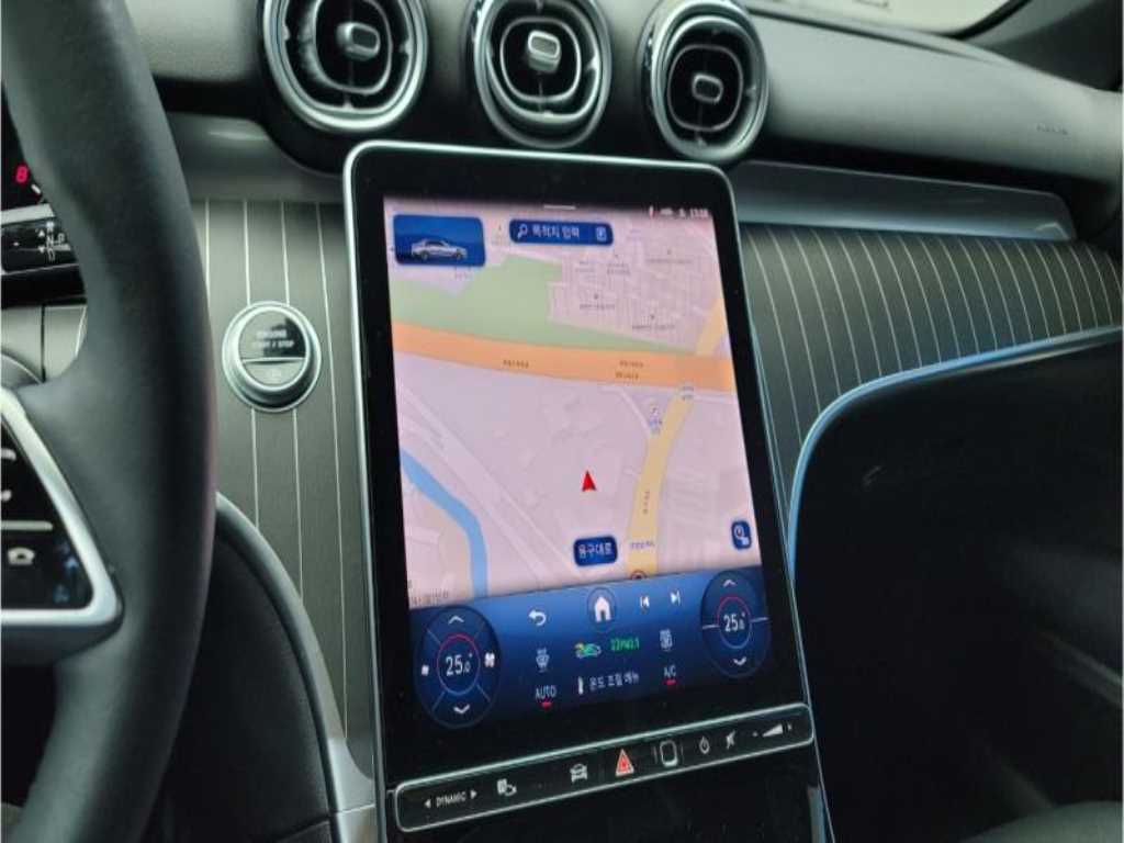 Mercedes Benz C Class - Vista 10