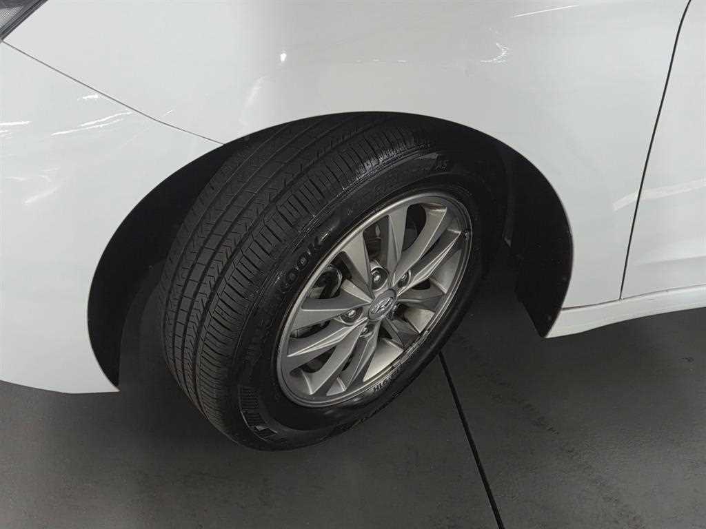 HYUNDAI Avante 2019 Blanco - Importación desde Corea - HF Imports Iquique - Foto 20