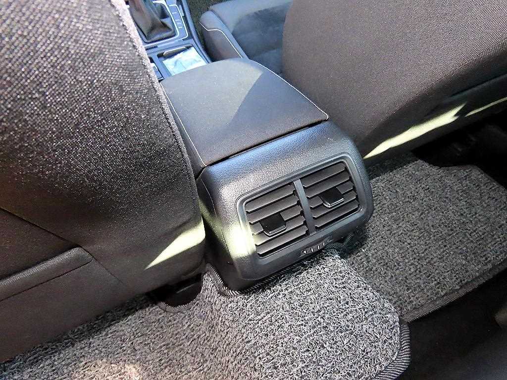 Volkswagen Golf 2015 Blanco - Importación desde Corea - HF Imports Iquique - Foto 17