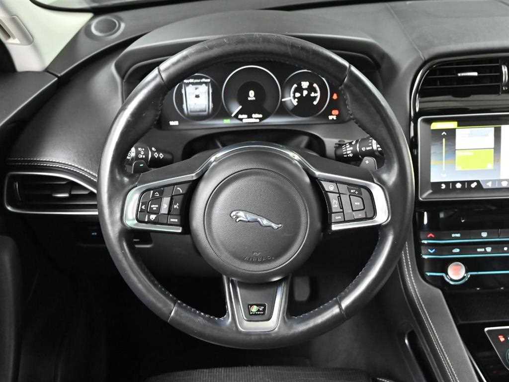 Jaguar F-PACE 2017 Negro - Importación desde Corea - HF Imports Iquique - Foto 13