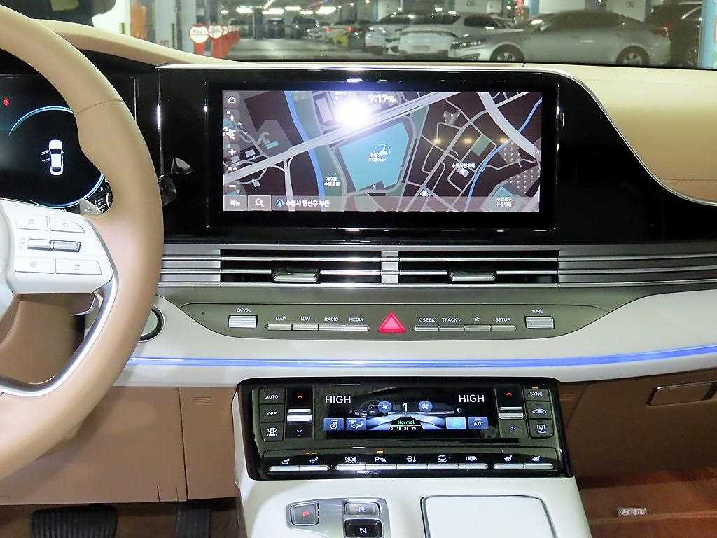 HYUNDAI Grandeur - Vista 11