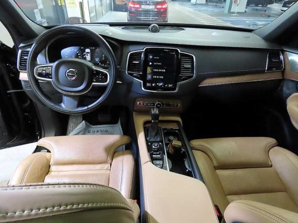 Volvo XC90 - Vista 10