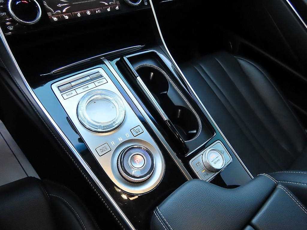 Genesis GV80 - Vista 11