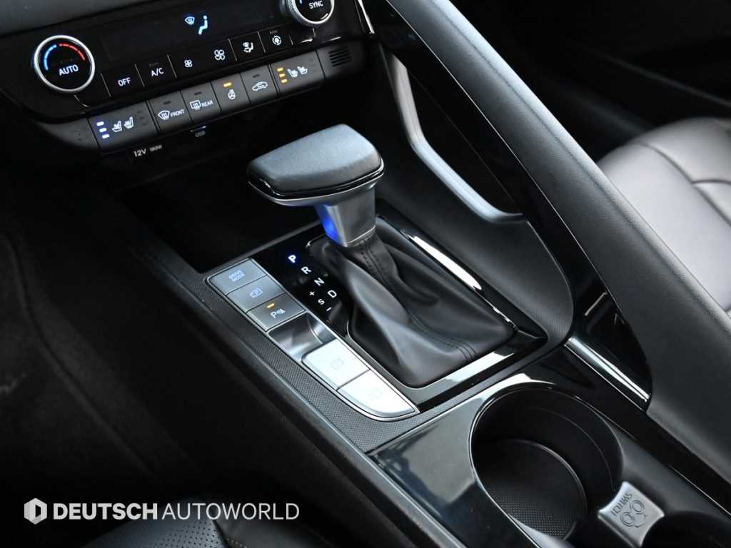 HYUNDAI Avante - Vista 9