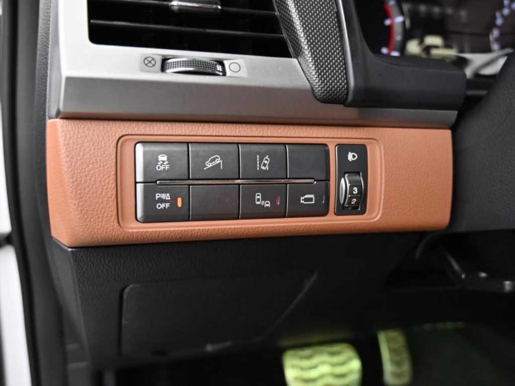 Ssangyong Rexton 2019 Blanco - Importación desde Corea - HF Imports Iquique - Foto 17