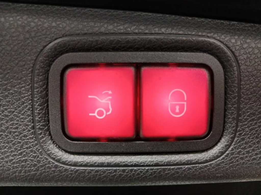 Mercedes Benz E class 2023 Negro - Importación desde Corea - HF Imports Iquique - Foto 18