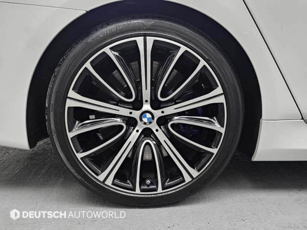 BMW 7 Series - Vista 6