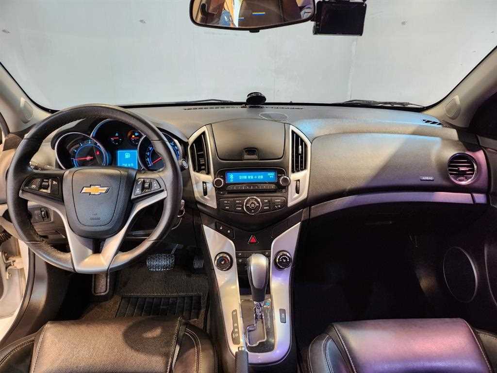 Chevrolet Cruise - Vista 6