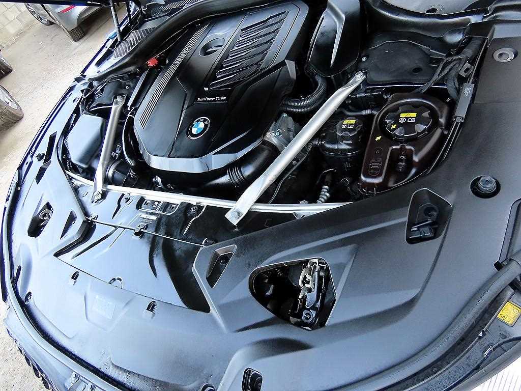 BMW 8 Series 2021 Negro - Importación desde Corea - HF Imports Iquique - Foto 18