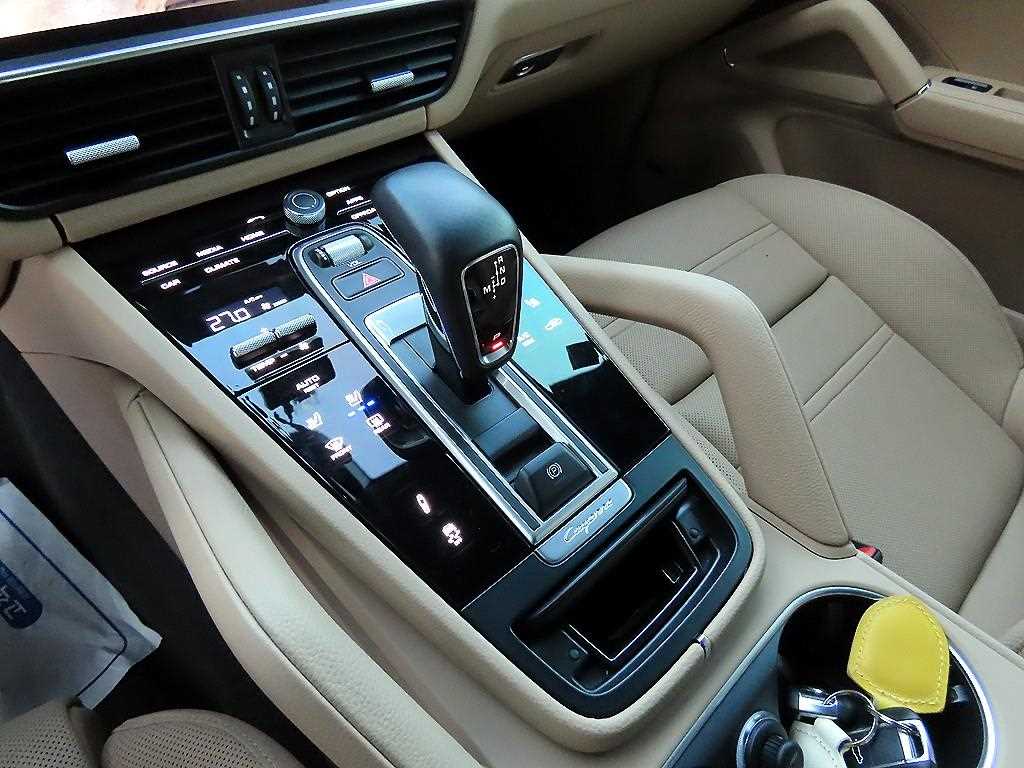 Porsche Cayenne - Vista 10