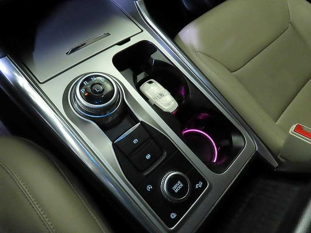 Ford Explorer - Vista 12