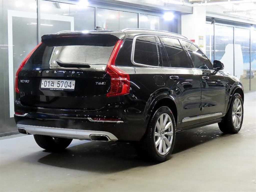 Volvo XC90 - Vista 4