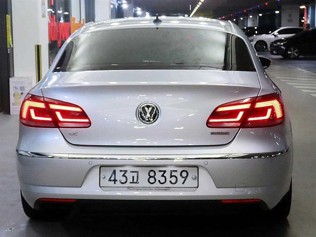 Volkswagen CC - Vista 5