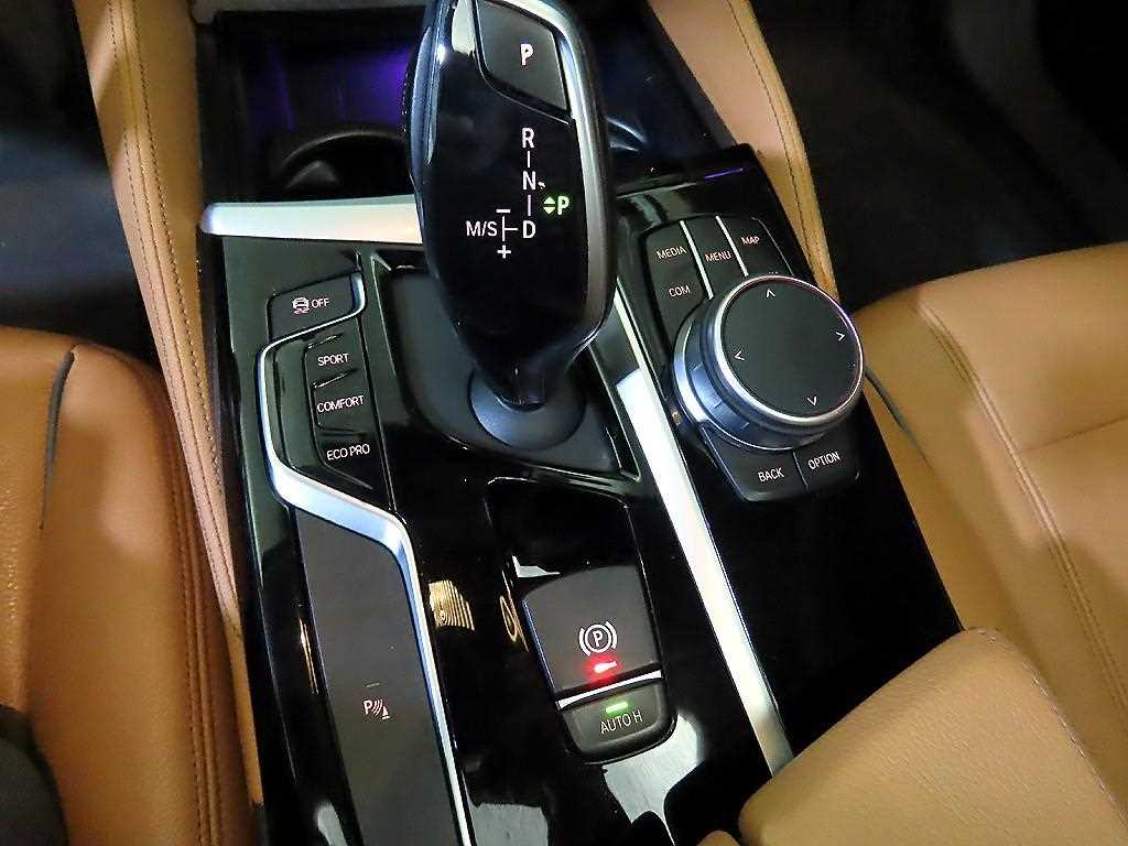 BMW 5 Series - Vista 12