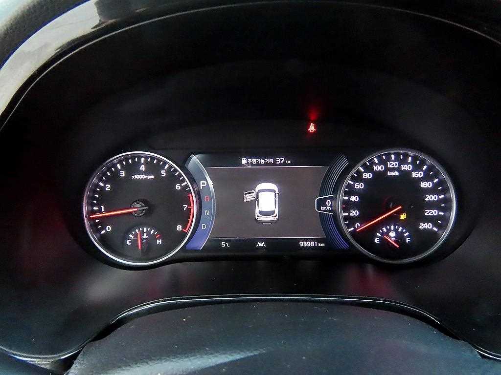 KIA Seltos - Vista 9