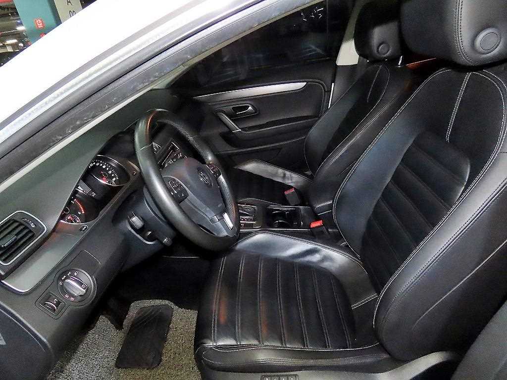 Volkswagen CC - Vista 6