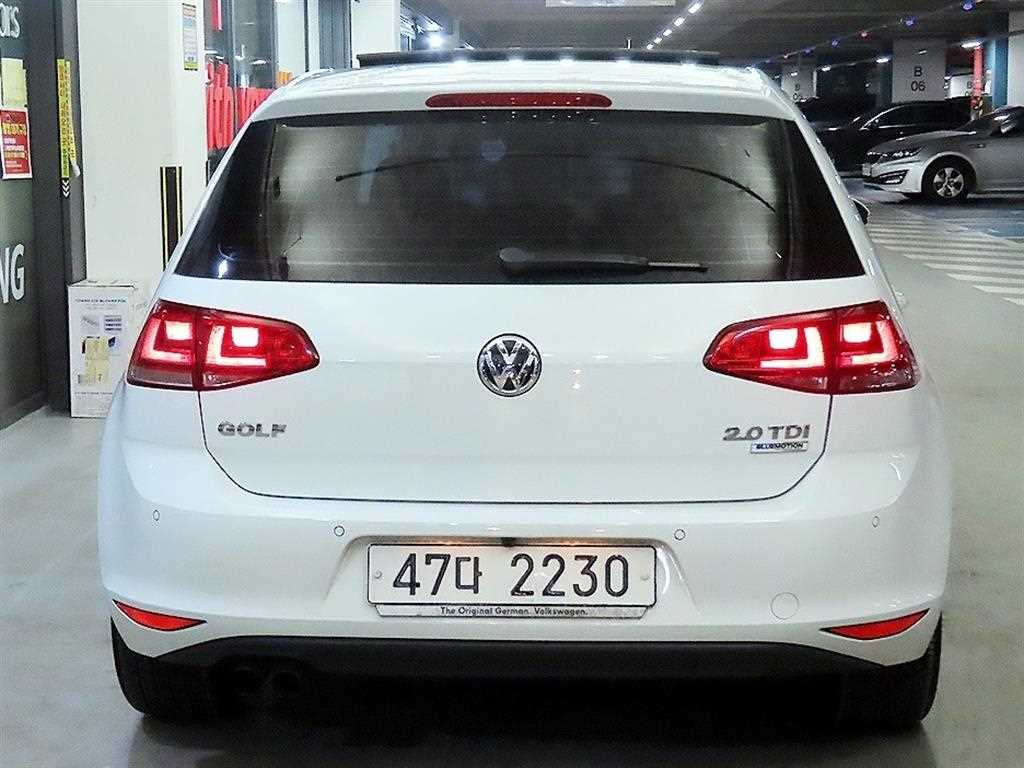 Volkswagen Golf - Vista 5