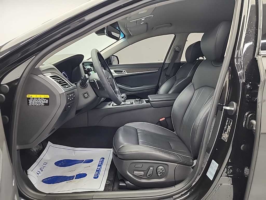 Genesis G80 - Vista 11