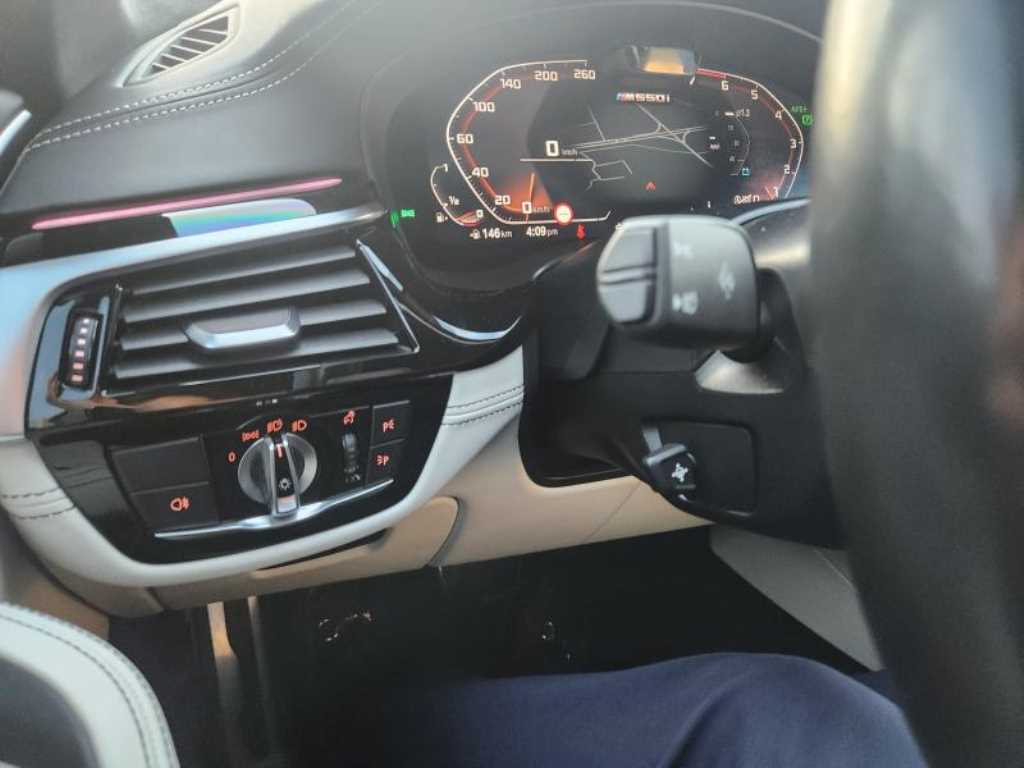 BMW 5 Series - Vista 7