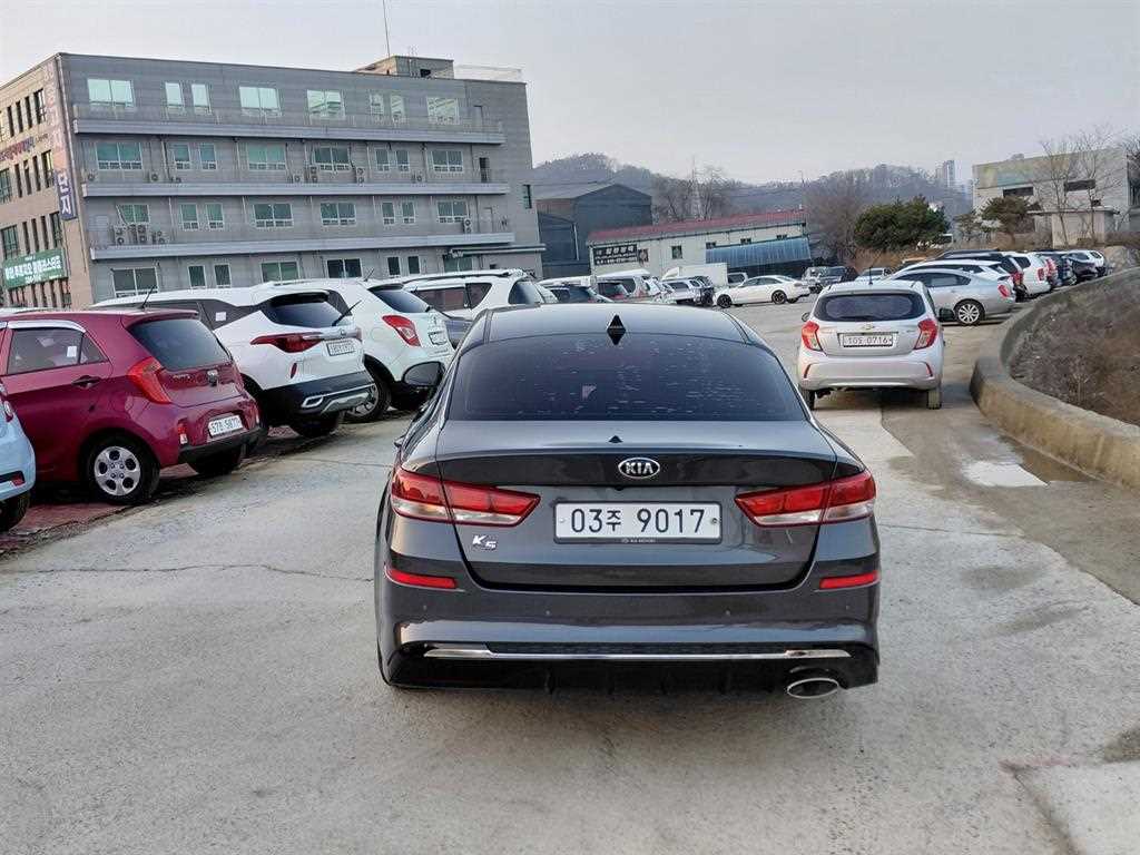 KIA K5 - Vista 4