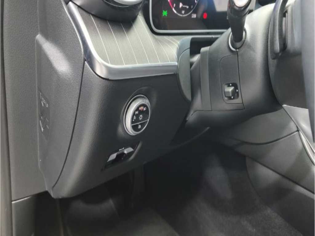 Mercedes Benz C Class - Vista 12