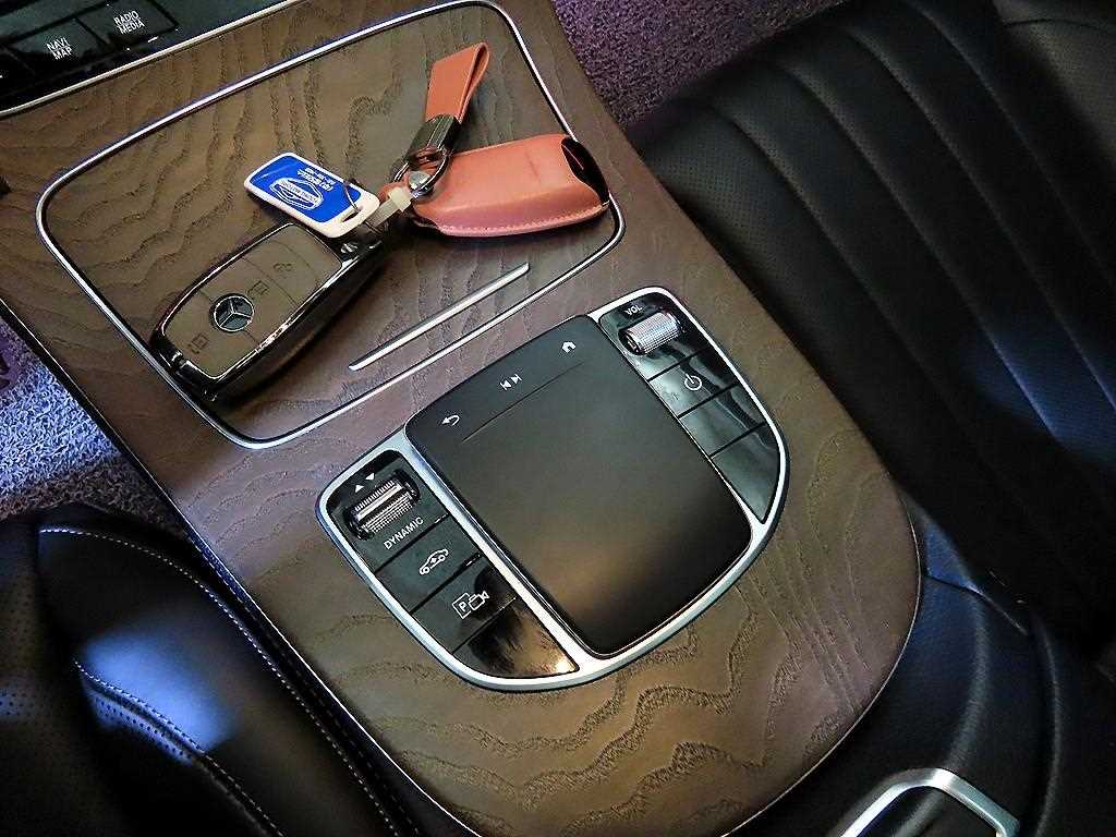 Mercedes Benz E class 2022 Gris - Importación desde Corea - HF Imports Iquique - Foto 13