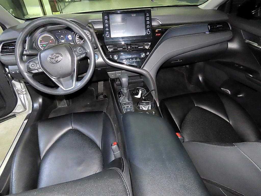 Toyota Camry - Vista 10