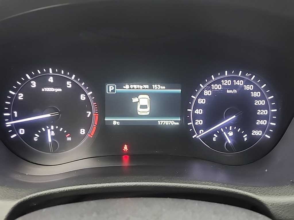 Genesis G80 - Vista 6