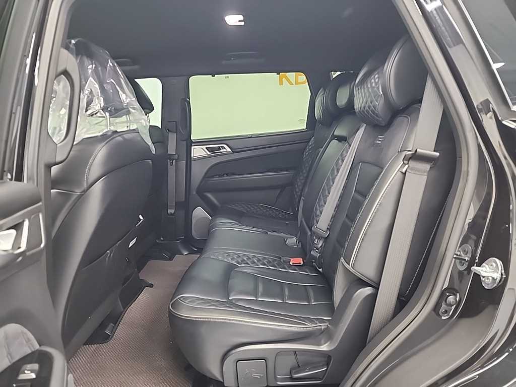 Ssangyong Rexton - Vista 12