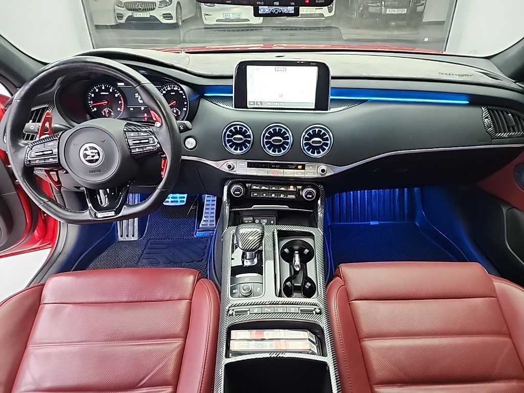 KIA Stinger - Vista 7