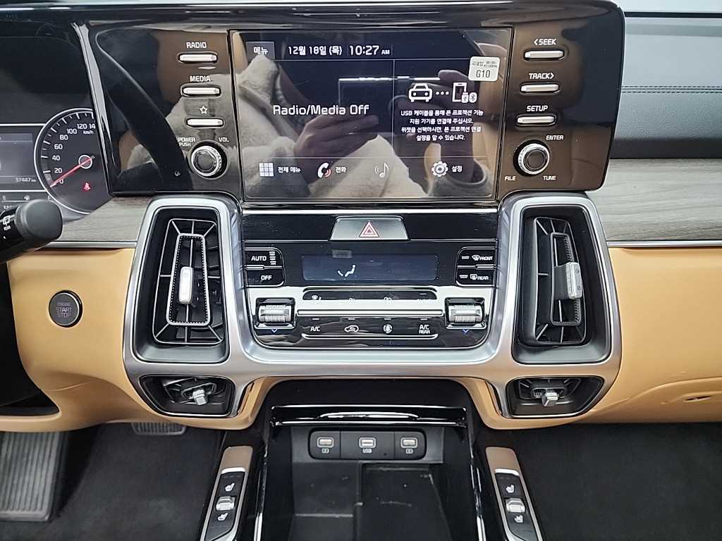 KIA Sorento - Vista 10