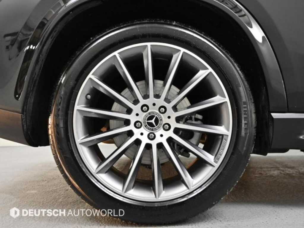 Mercedes Benz GLE Class - Vista 5