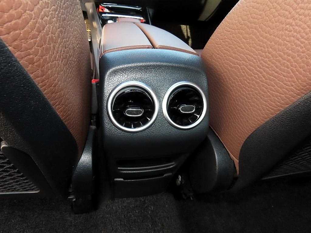 Mercedes Benz GLB Class 2023 Blanco - Importación desde Corea - HF Imports Iquique - Foto 16