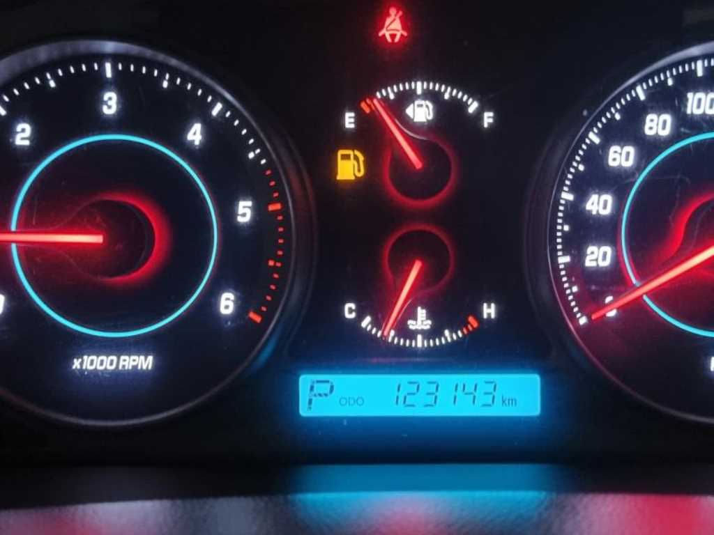 Chevrolet Captiva 2012 Gris - Importación desde Corea - HF Imports Iquique - Foto 17