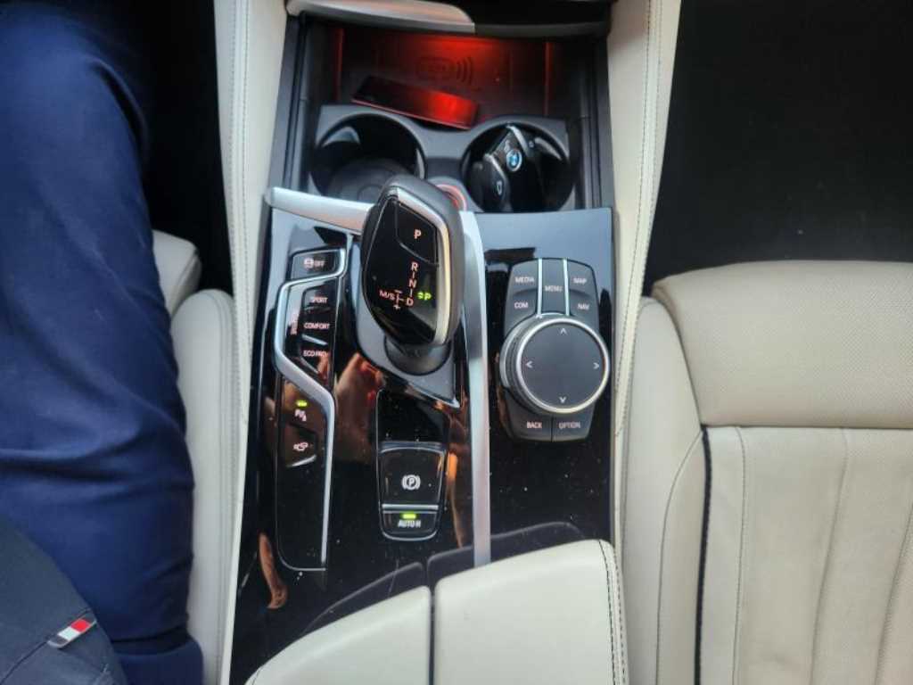 BMW 5 Series - Vista 12