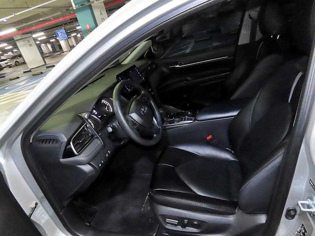 Toyota Camry - Vista 6