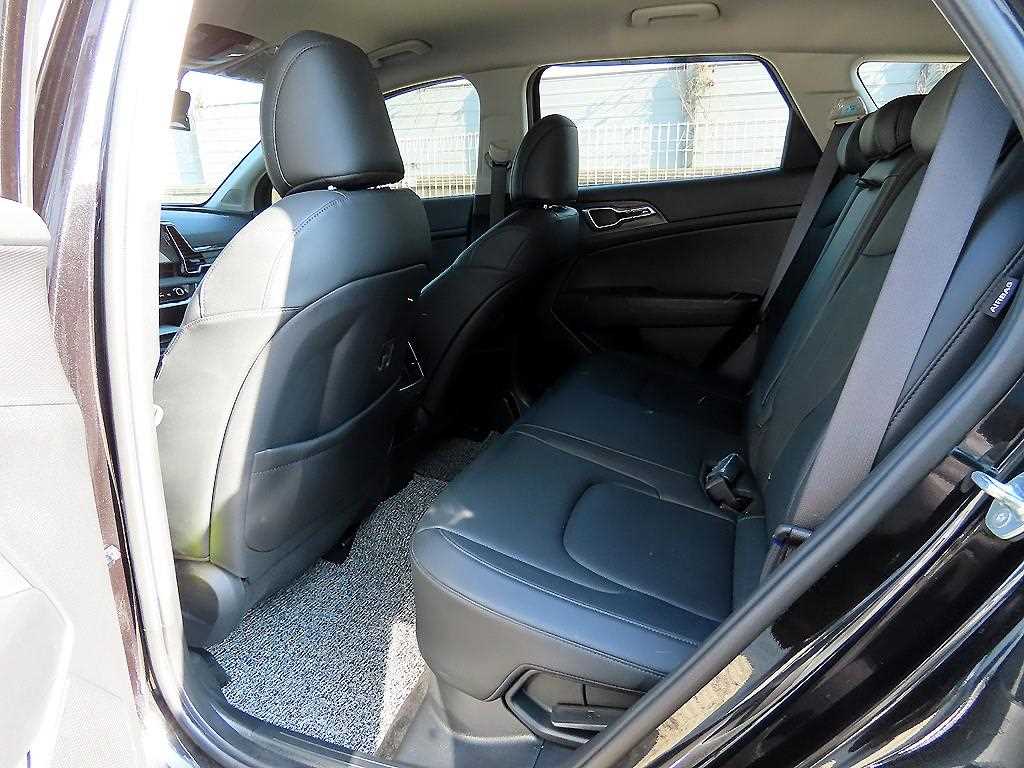 KIA Sportage - Vista 6