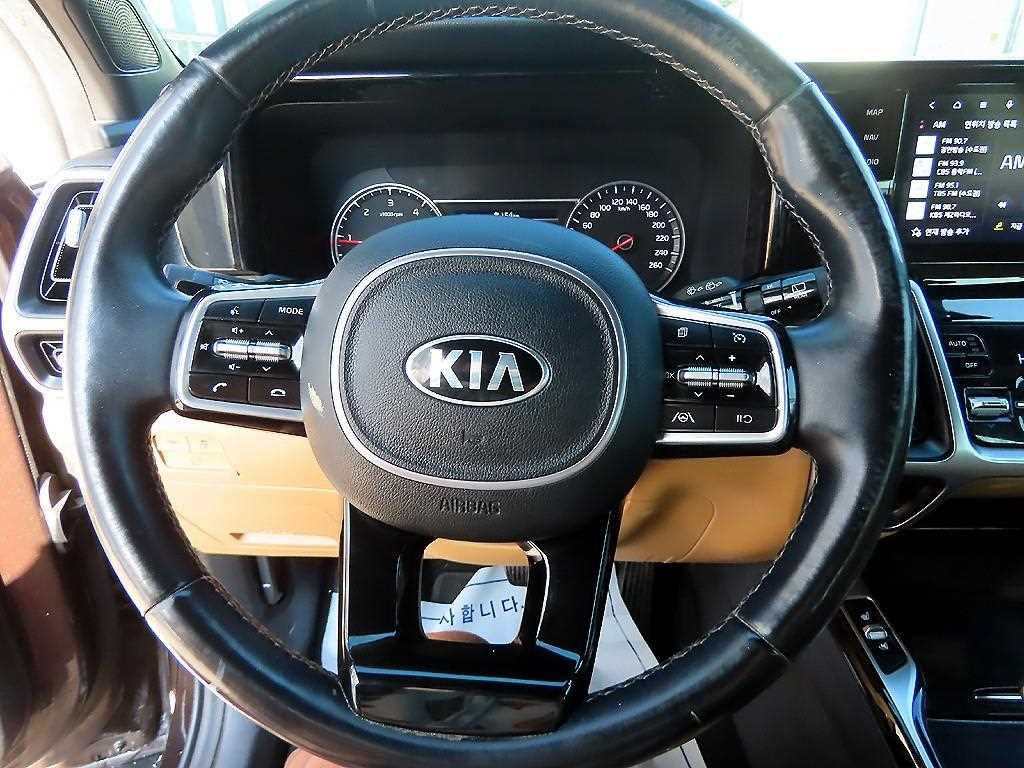 KIA Sorento - Vista 8